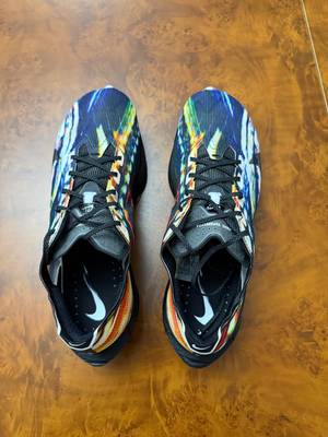 NIKE VAPORFLY 4