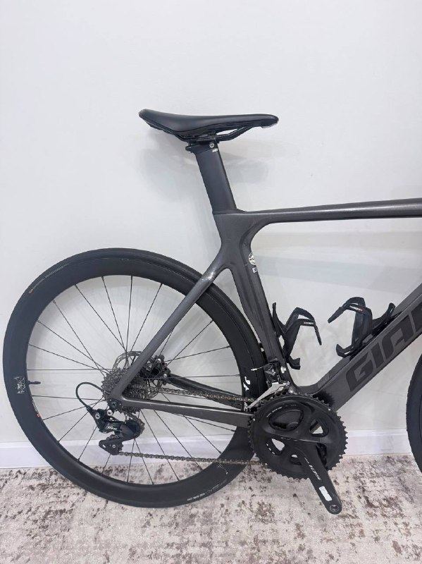 GIANT PROPEL