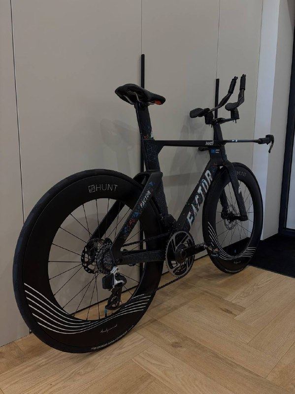 FACTOR HANZŌ TT TRIATHLON