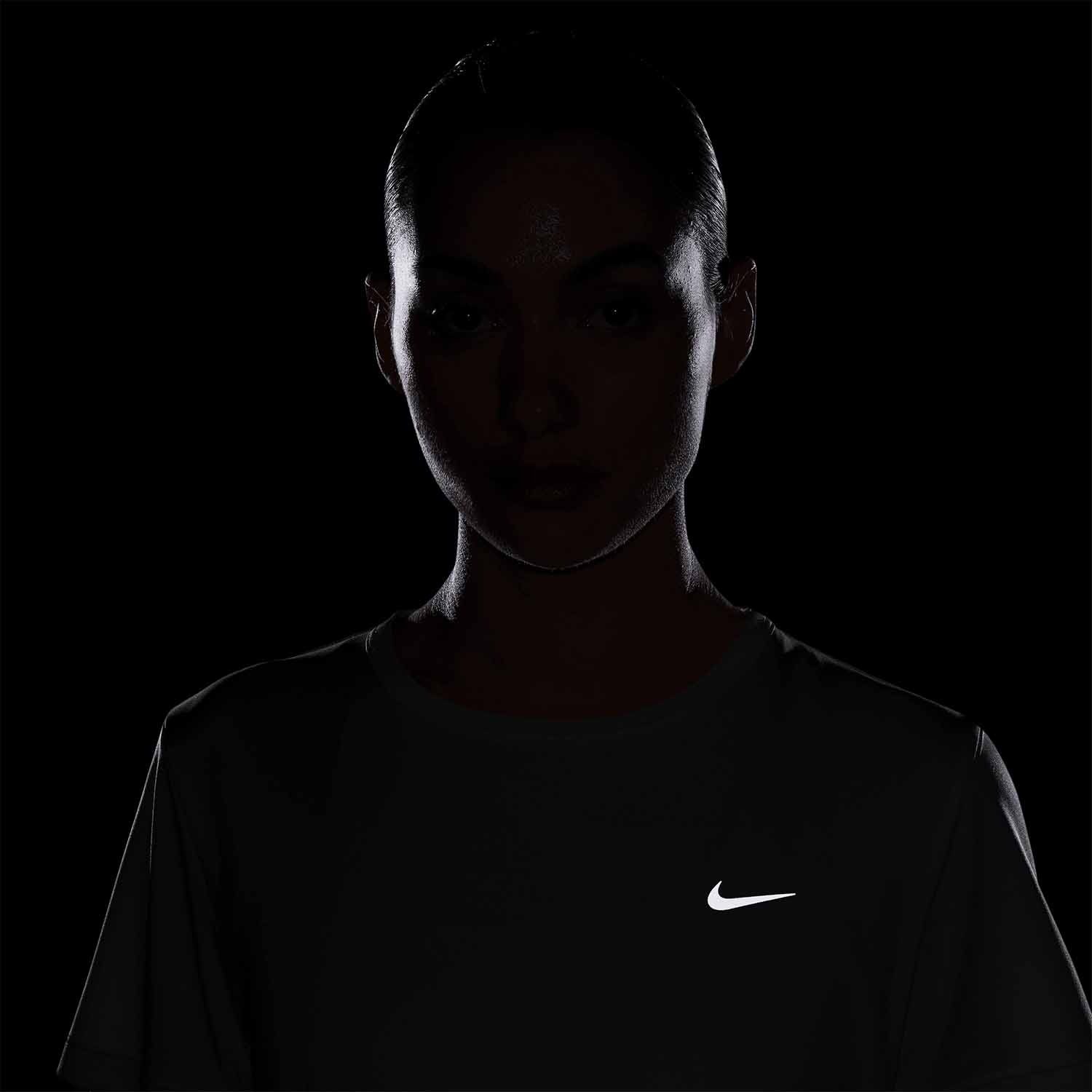 NIKE футболка женская TEMPO DF SS TOP